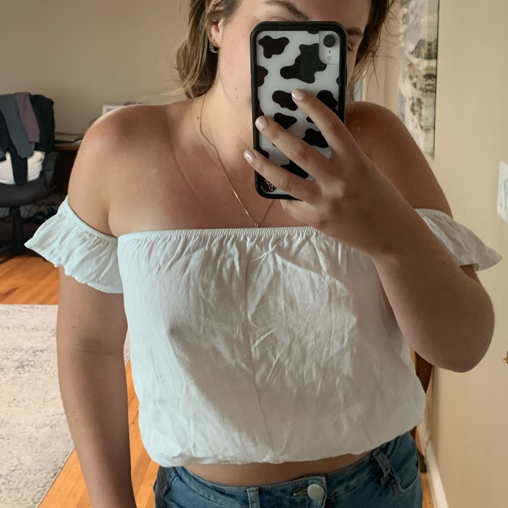 Off the shoulder white brandy Melville top
